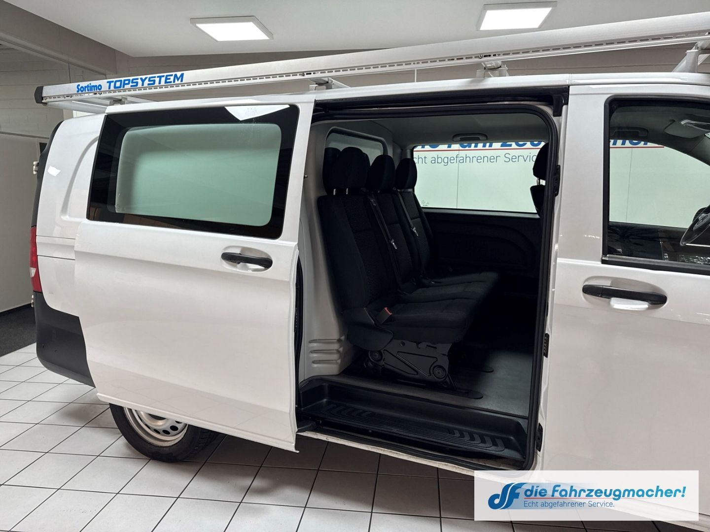 Fahrzeugabbildung Mercedes-Benz Vito Mixto 116CDI 4x4 extralang SORTIMO AHK Navi