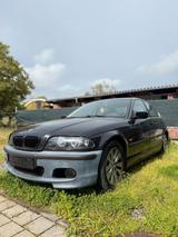 BMW e46 330i - BMW 330 aus 2004: 330i