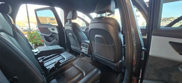 Audi Q7 - 12
