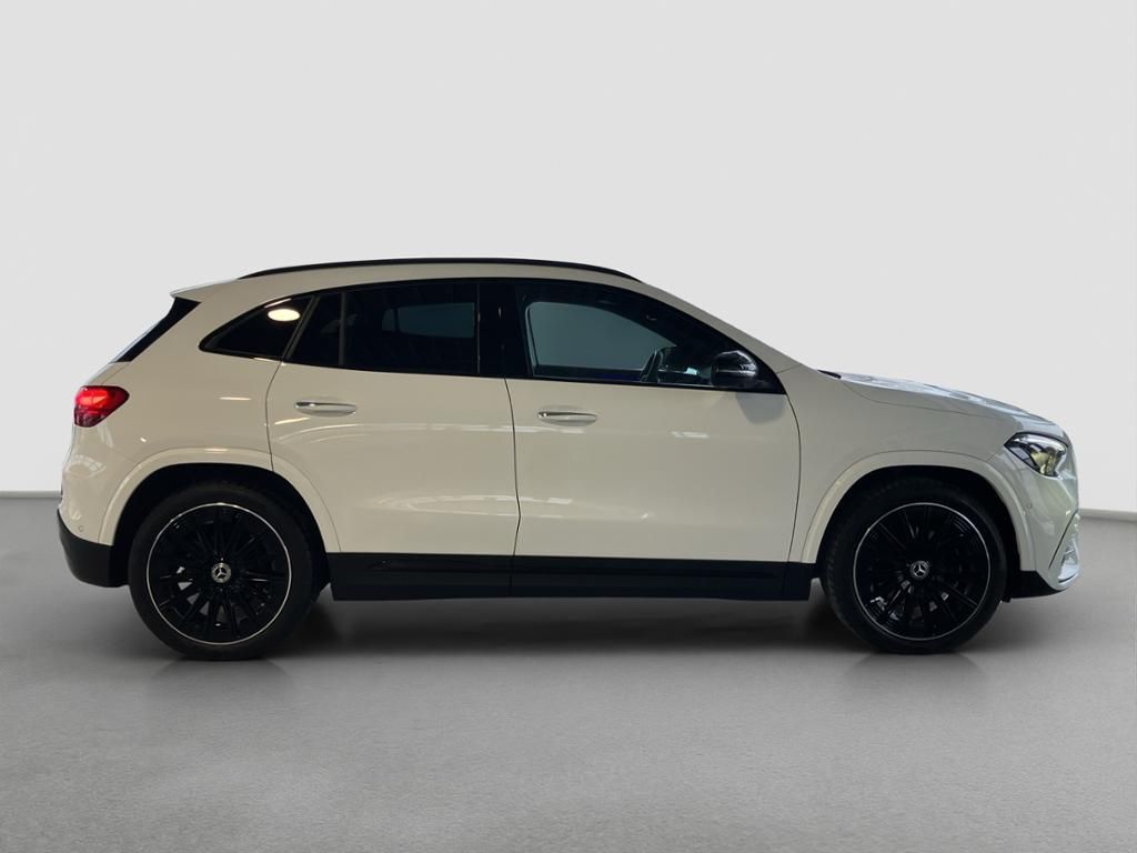 Fahrzeugabbildung Mercedes-Benz GLA 200 AMG*NIGHT*PANO*AHK*KEYL*BURM*360°KAMERA