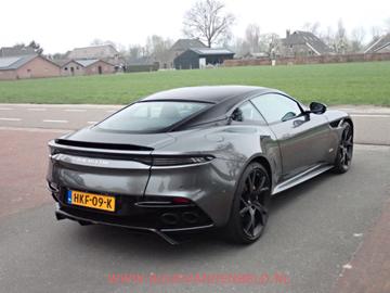 2019 Aston Martin DBS — фото 4
