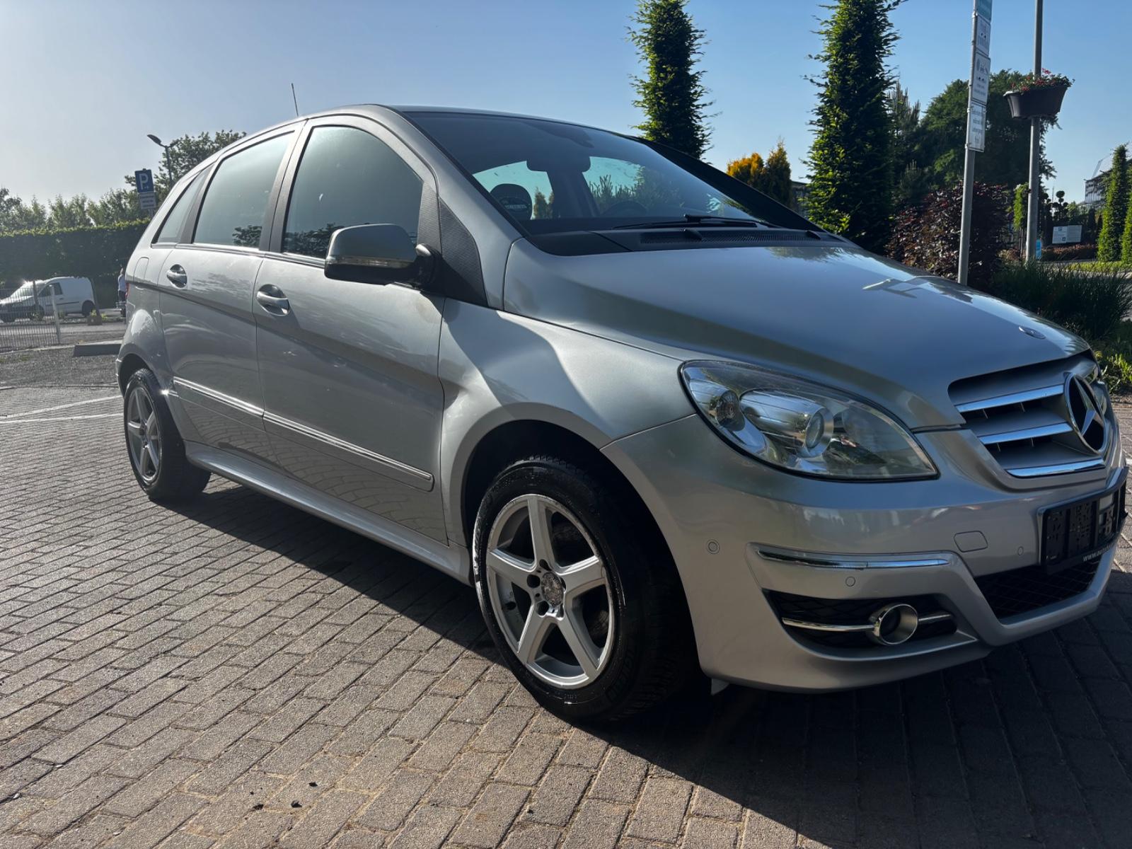 Mercedes-Benz B 180 B B 180 Sport Edition