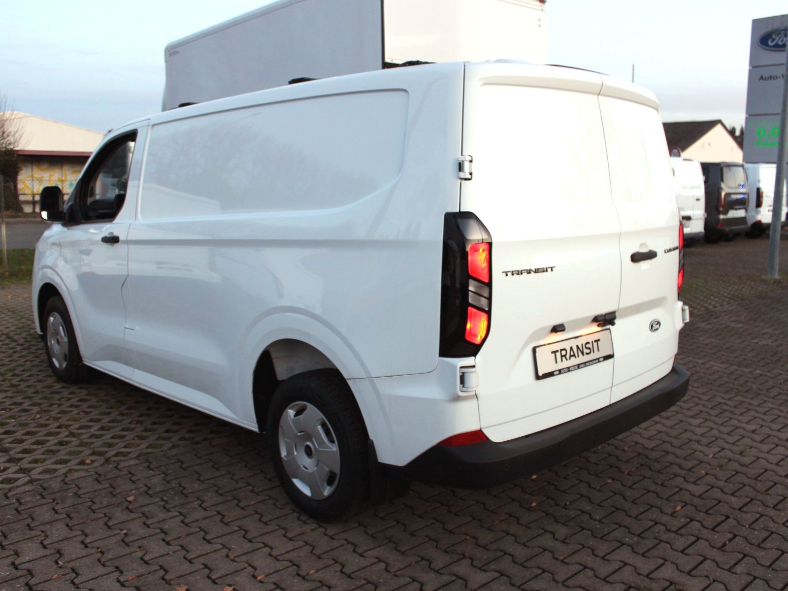 Fahrzeugabbildung Ford Transit Custom 280 L1 Trend FWD
