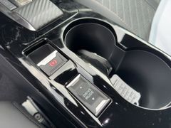 Foto Nummer 19: PEUGEOT 2008