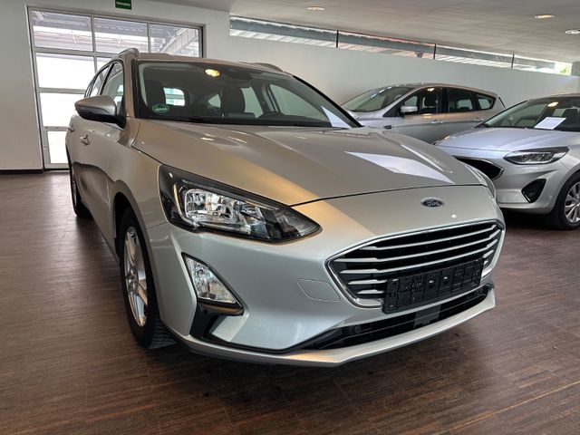Fahrzeugabbildung Ford Focus Turnier Cool & Connect*RFK*SHZ*SPURH.*1.HD