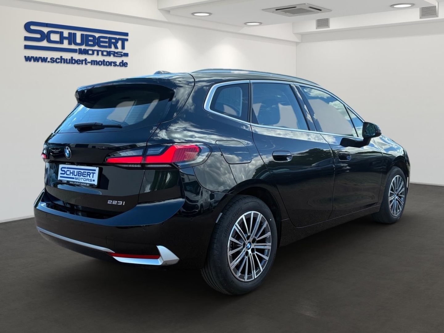 BMW 223 Active Tourer i Luxury Line RFK AHK SHZ LED imagem 3