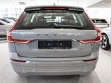 Volvo XC60 B5 AWD Essential NAVI W-LAN AHK LED FACEL. - Volvo XC60: Essential