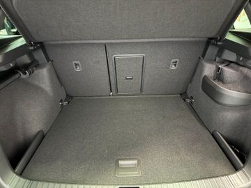 Fahrzeugverkauf 30 Skoda Karoq Sportline 1.5 AHK*Pano*19 Zoll*Matrix