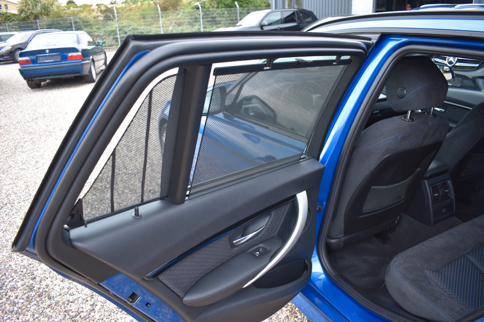 Fahrzeugabbildung BMW 318 d Touring M Sport EstorilB. Automatik LED