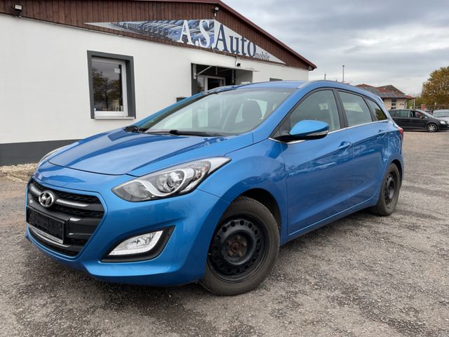 Hyundai i30 cw 1.6 /Lenkradheizung/Tempomat