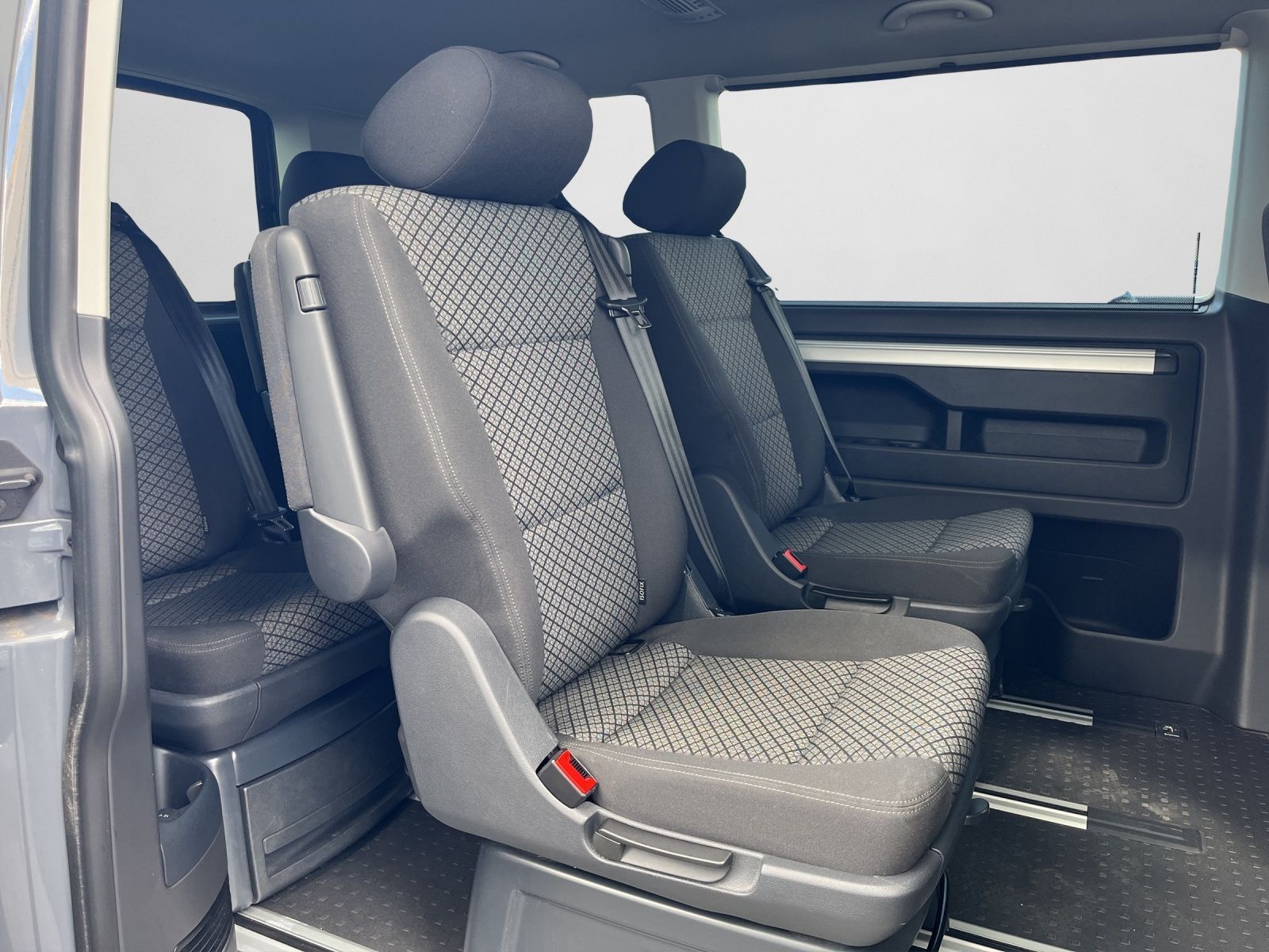 Volkswagen T6 Multivan - Bild 14