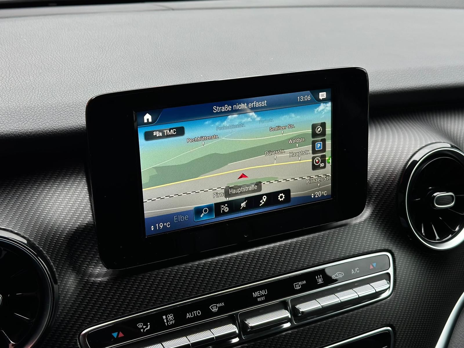 MERCEDES-BENZ V 300d EDITION 19 AMG LANG* LED#AHK#ACC#SHZ#SH - Image 12