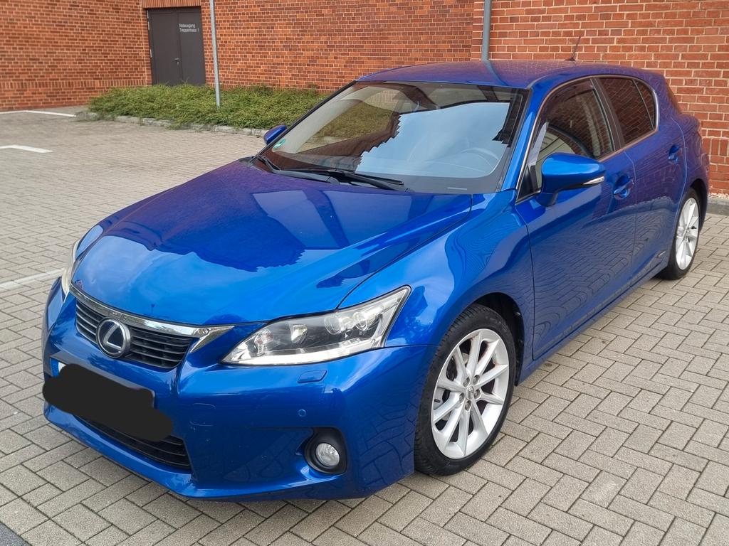 Lexus CT 200h