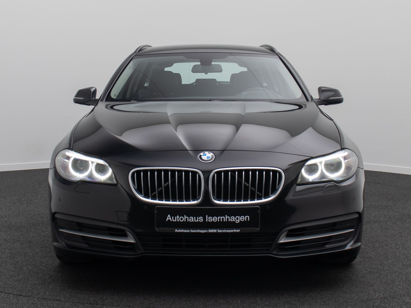 Fahrzeugabbildung BMW 530d NaviProf GeschwindigReg PDC Bi-Xenon Leder