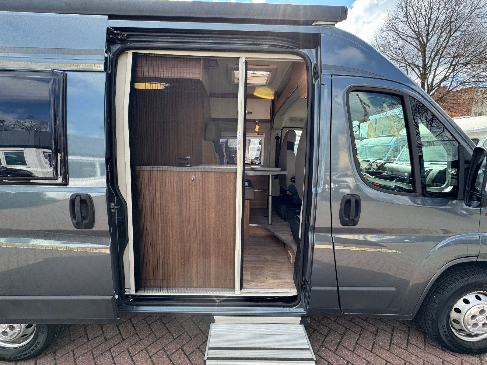 Fahrzeugabbildung Weinsberg 540 CaraBus FIAT DUCATO AHK STANDHEIZUNG 1.HAND