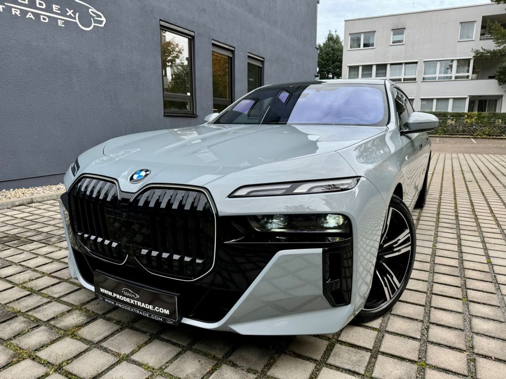 BMW 740