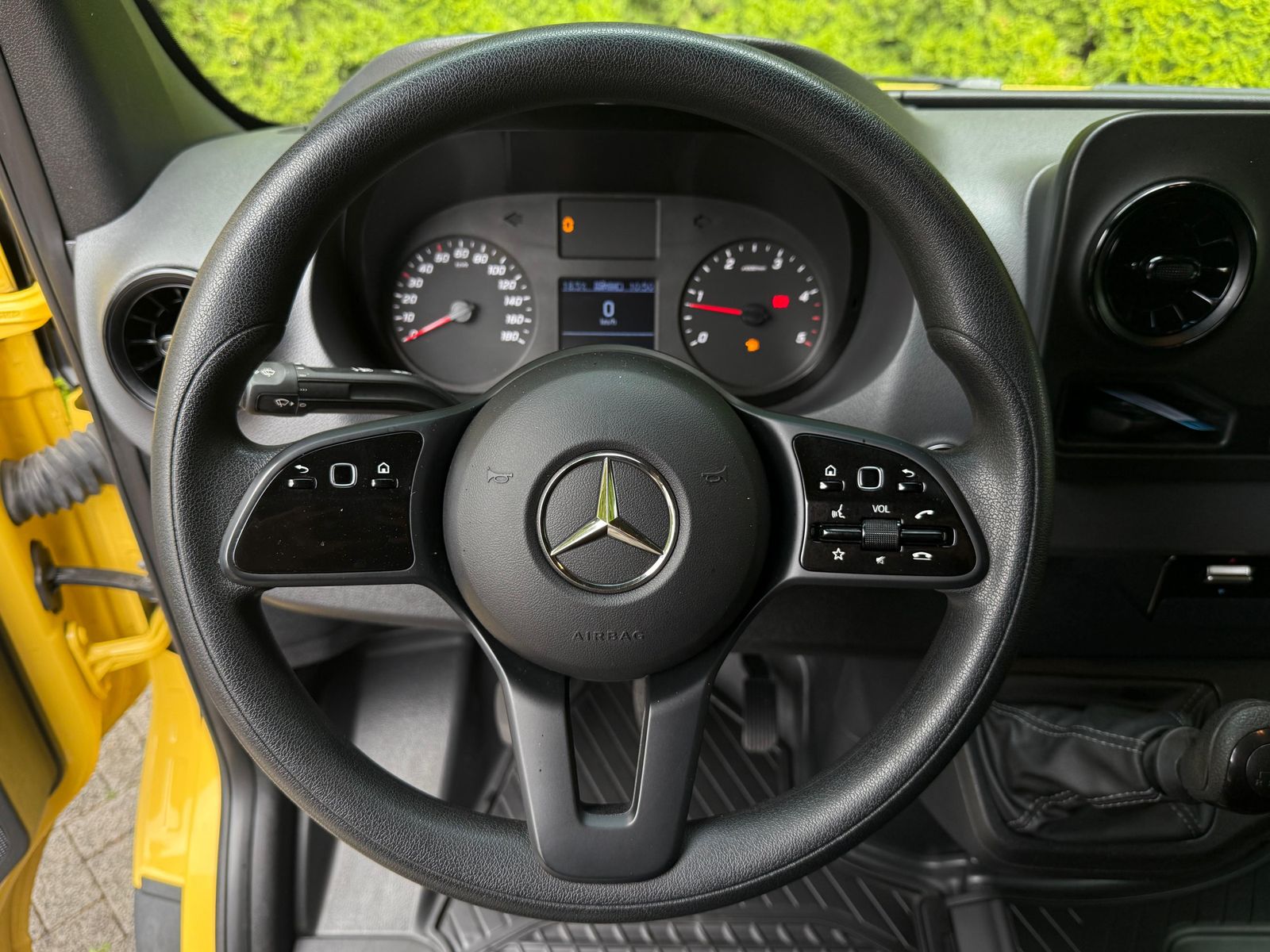 Fahrzeugabbildung Mercedes-Benz Sprinter III Kasten 316CDI RWD L1 MBUX+KAM+KLIMA