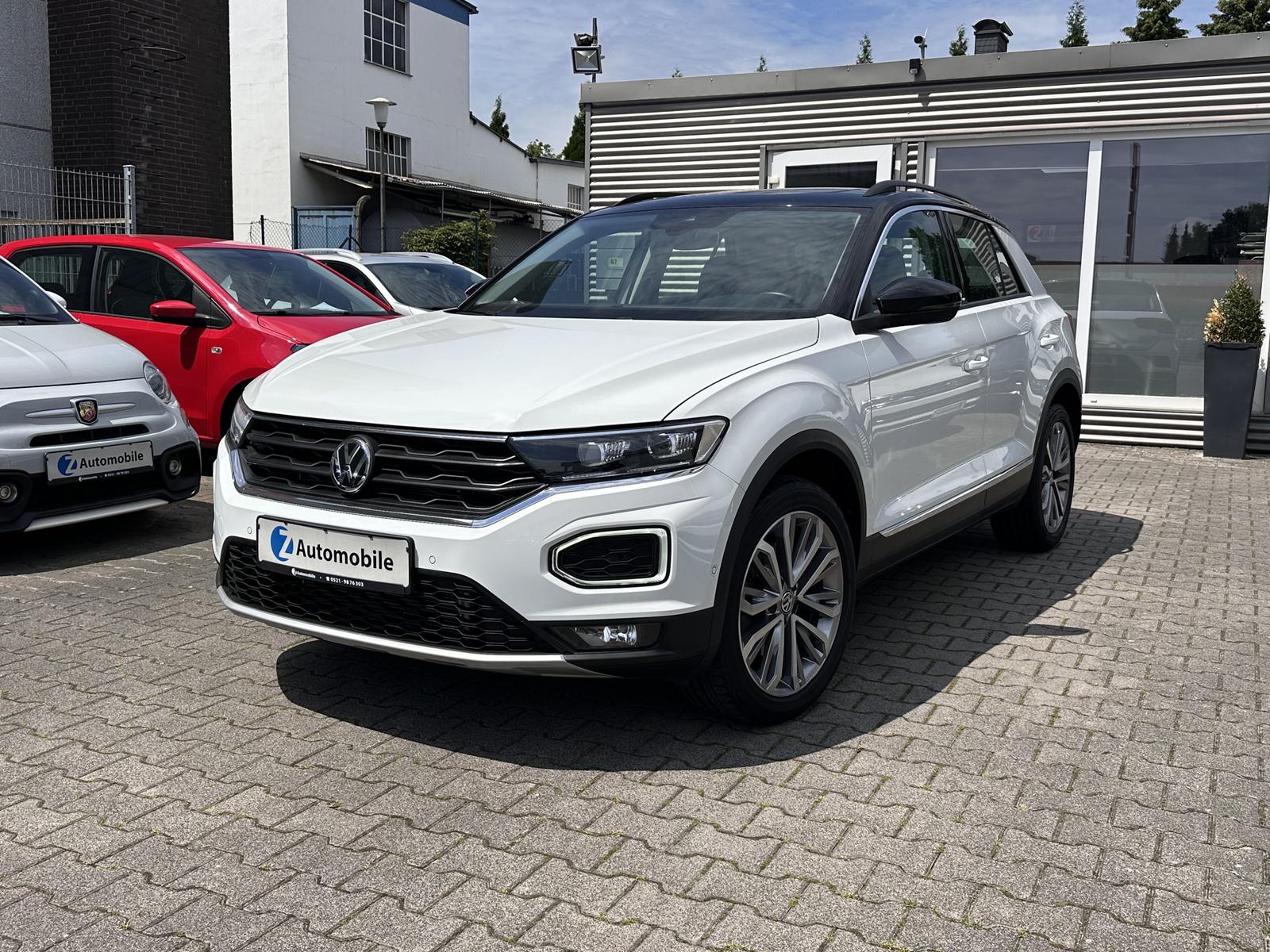 Volkswagen T-Roc IQ.DRIVE 4M Panorama*ACC*AHK*Kamer.