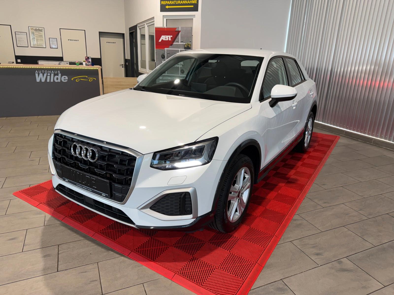 Audi Q2 35 TFSI advanced ACC LED PDC CarPlay