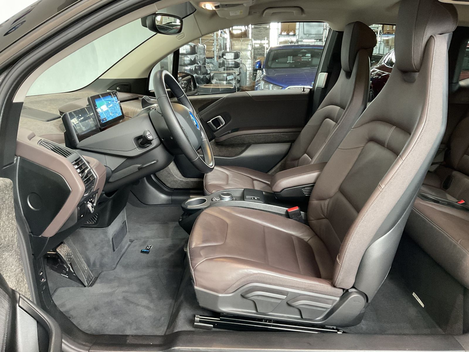 Fahrzeugabbildung BMW i3s 120Ah HK HiFi DAB LED WLAN RFK Navi Prof.