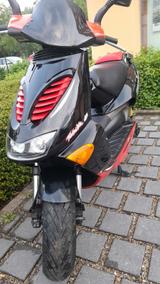 Aprilia SR 50 LC Tesuya Harada Racing Edition 50km  - APRILIA SR50R
