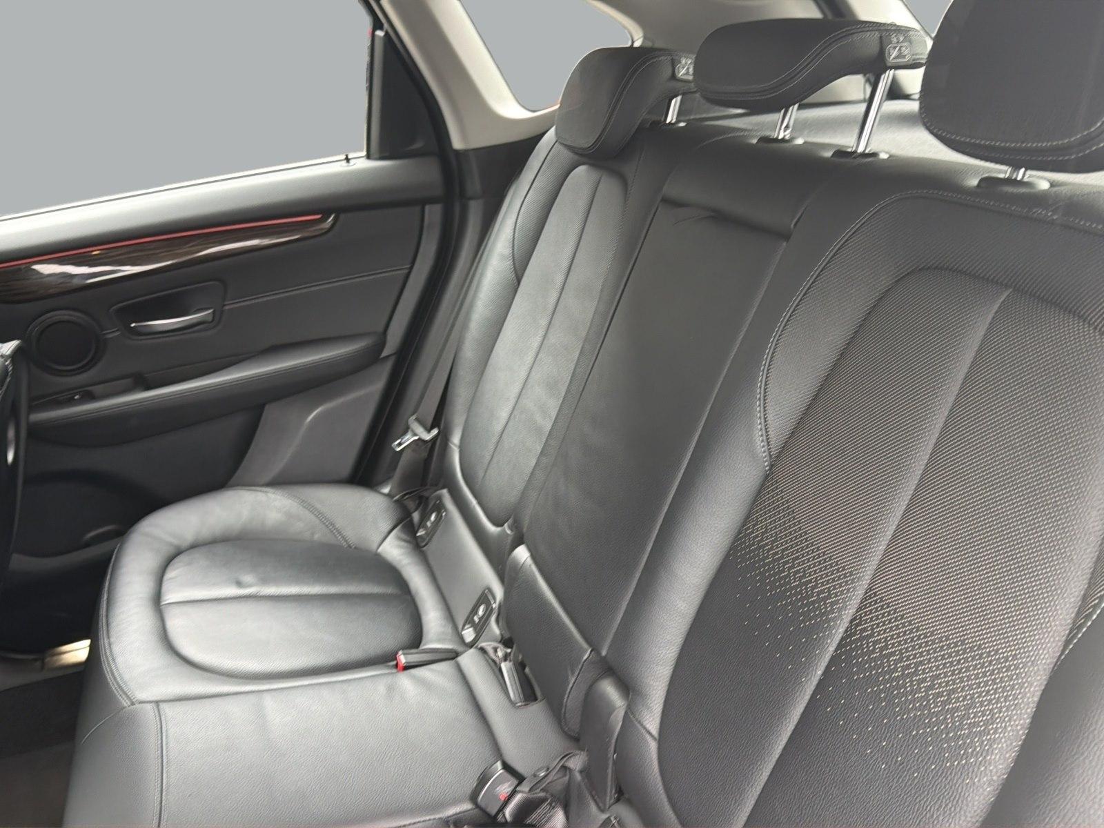 BMW 225xe IPERFORMANCE A Luxury Line Luxury Line |