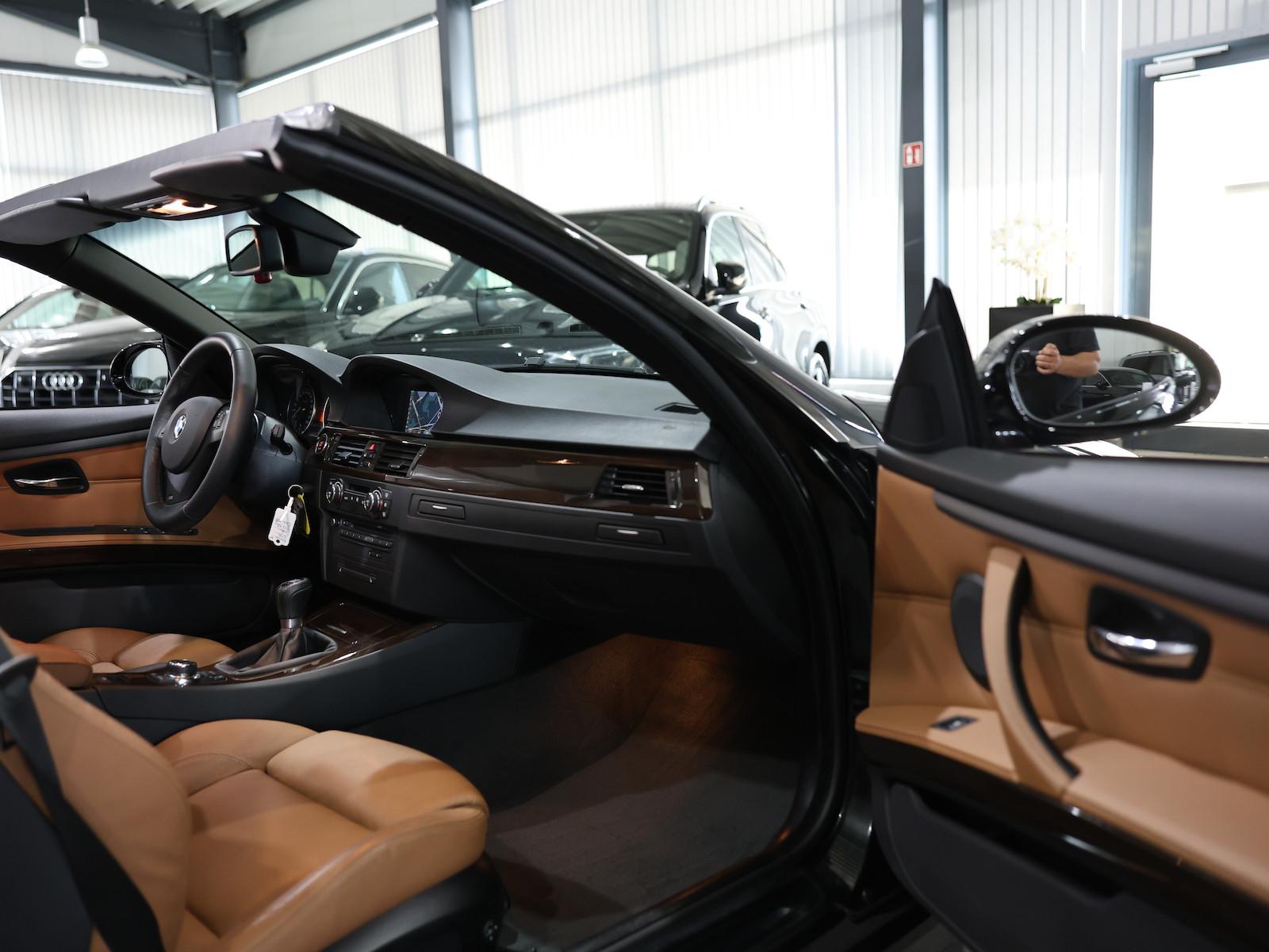 BMW 325i CABRIO SPORT SHADOW 1.HAND / BLACK & BROWN