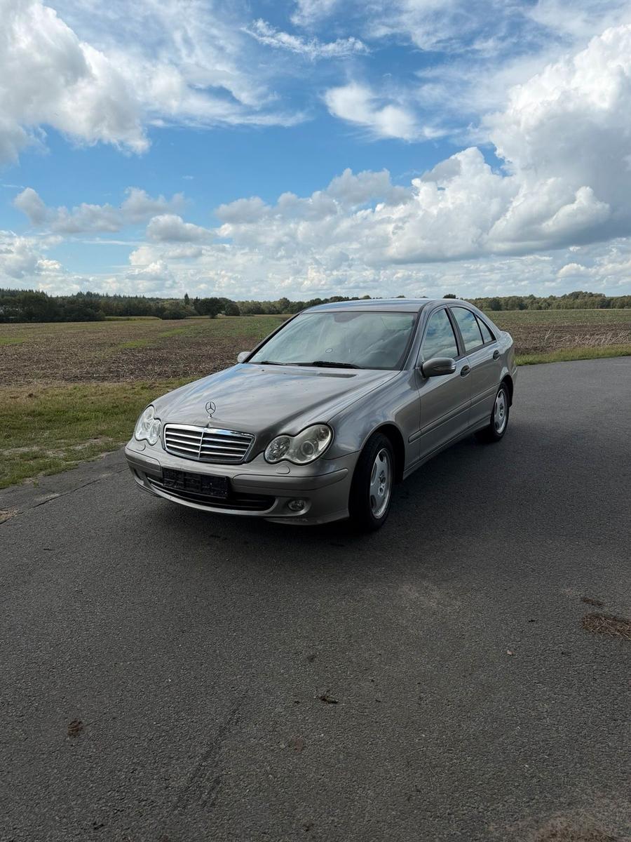Mercedes-Benz C 200