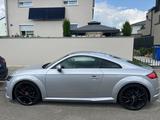 Audi TT Coupe 2.0 TDI ultra - - Audi TT mit Diesel-Antrieb: Navigationssystem