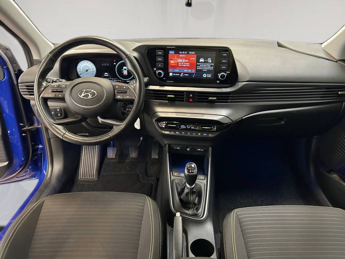 Fahrzeugabbildung Hyundai i20  Intro Edition Dach-Lackierung
