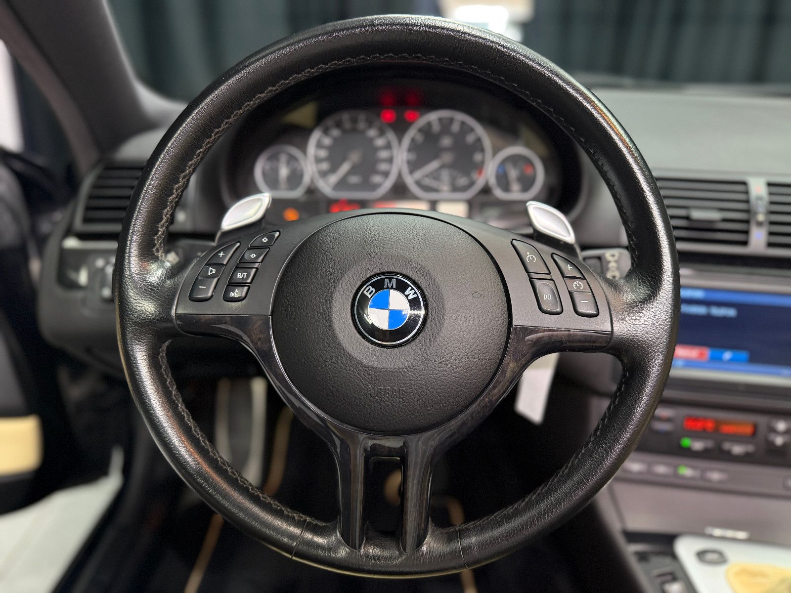 Fahrzeugabbildung BMW 330i Coupe Edition Sport |1.HAND|SMG|H/K|LEDER