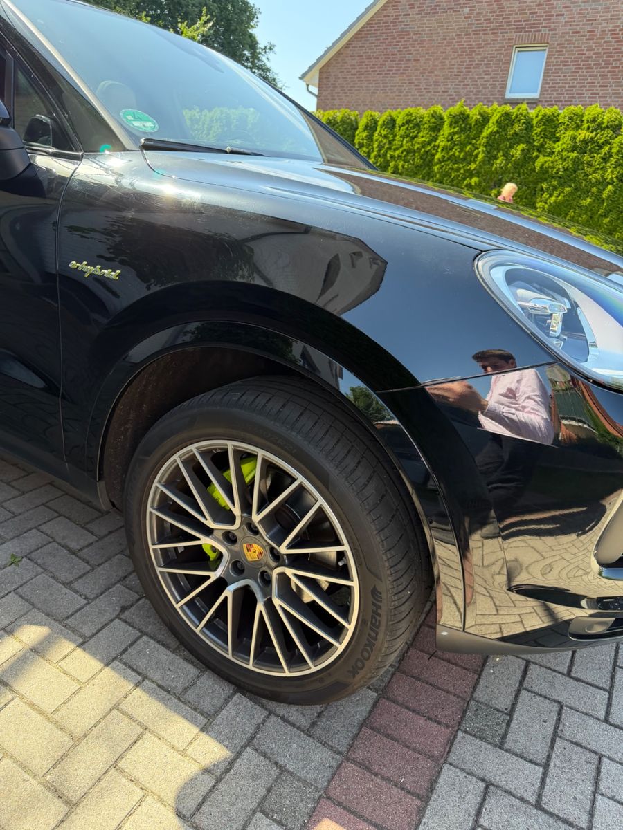 Porsche Cayenne Coupe E-Hybrid foto 3
