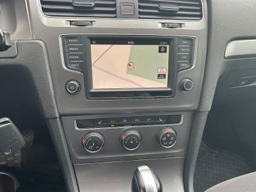 Volkswagen Golf - 12