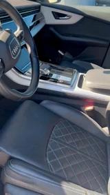 Audi Q8 50 TDI <HYBRID> S line+quattro tiptronic  - gebrauchte Audi Q8 aus dem Jahr 2021