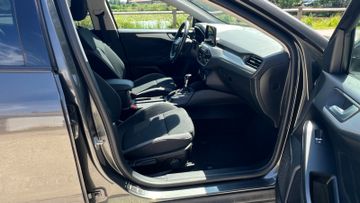 Ford Focus - 11