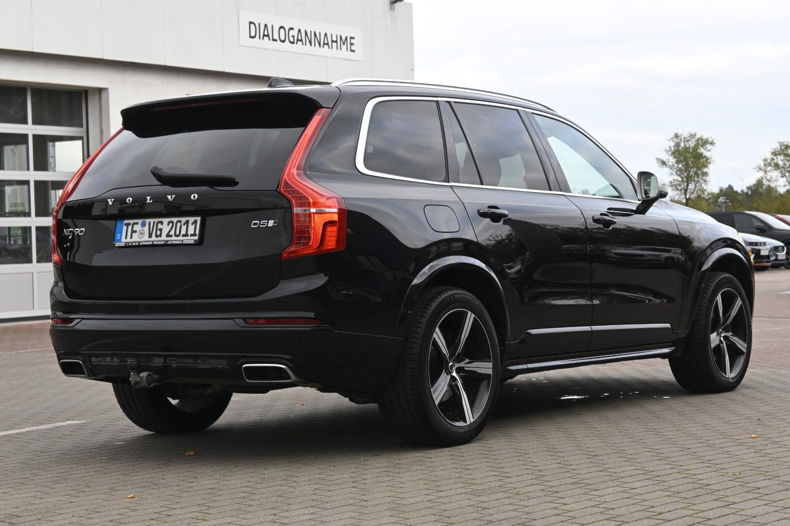 Fahrzeugabbildung Volvo XC90 D5 AWD*R Design*LUFT*PANO*7Si*LED