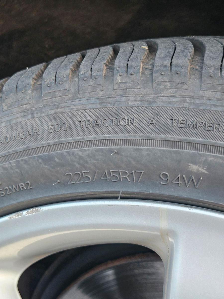 Mercedes-Benz 220 2010 — photo 7