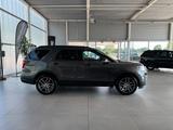 Ford Explorer Sport 3,5 V6 4WD Automatik 7-Si.  PANO - Ford Explorer mit Benzin-Antrieb