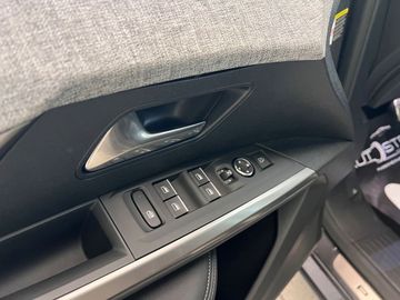 Peugeot 5008 - 8