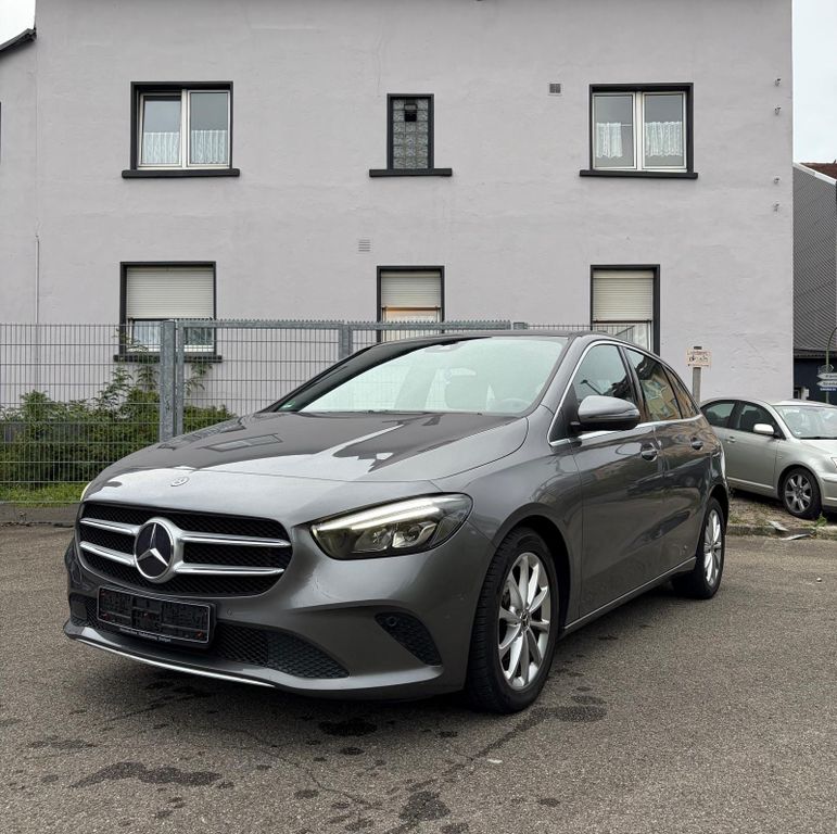 Image of Mercedes-Benz B 180