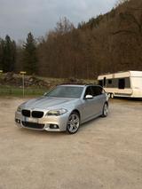 BMW 530d | M-Paket | Voll| TOP |AHK | Pano - BMW 530 Kombi 530d m paket voll mit Diesel-Antrieb