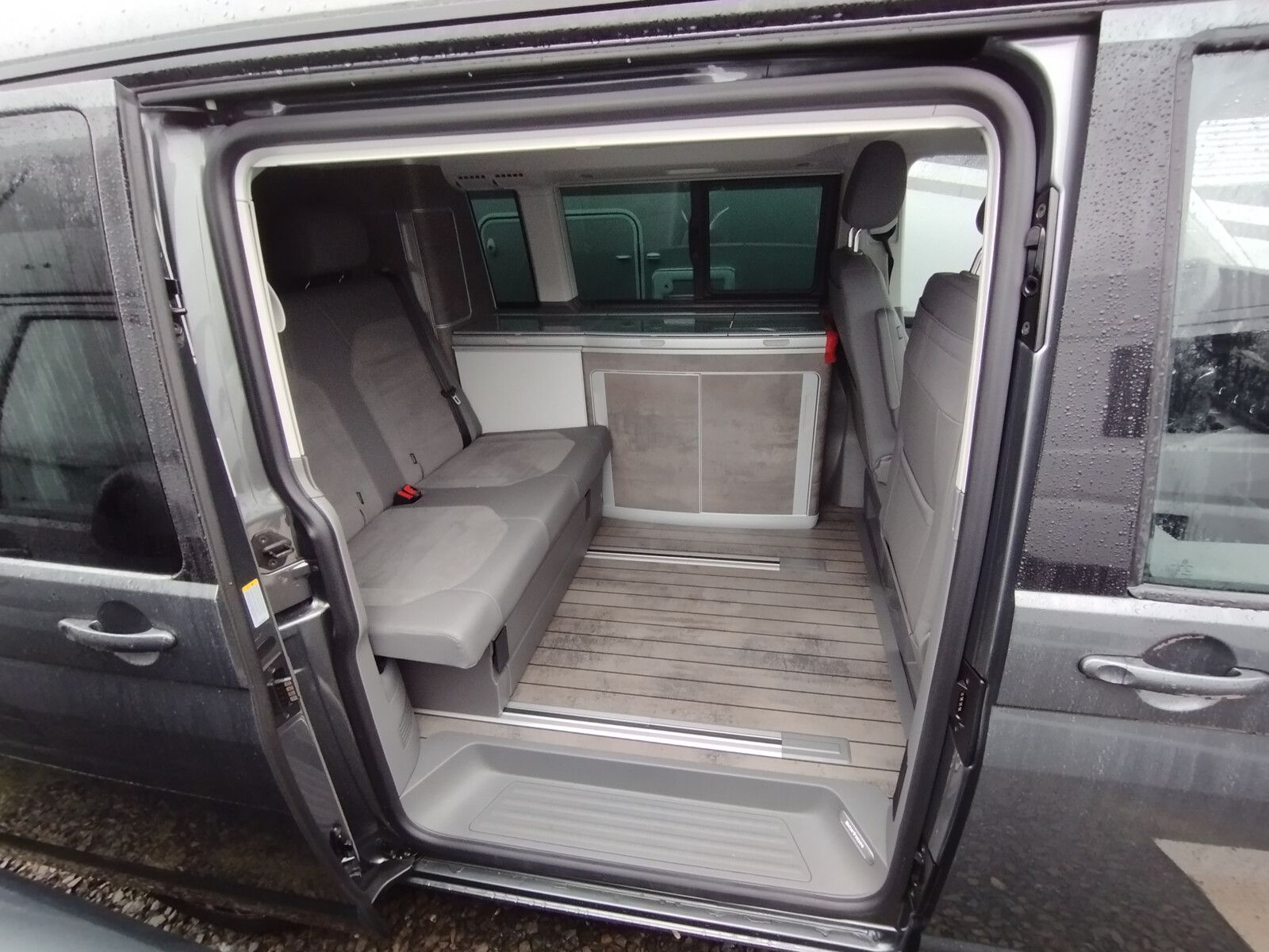 Fahrzeugabbildung Volkswagen California T6.1 California 6.1 Ocean 2,0l  4MOTI