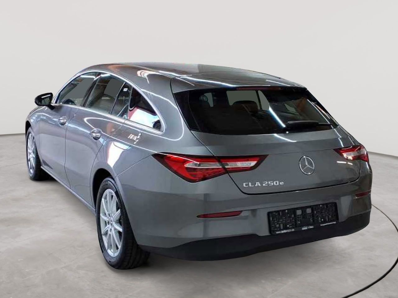 Mercedes-Benz CLA 250 e Shooting Brake 8G-AHK KAM SHZ imagem 2