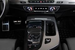 AUDI Q7 3.0 TDI quattro S-Line Sport Plus*PSD*AHK*7-S