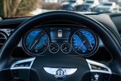 BENTLEY Continental GT 4.0 V8 S 4WD/ SPORT AGA/ MASSAGE BENTLEY Continental GT 4.0 V8 S 4WD/ SPORT AGA/ MASSAGE