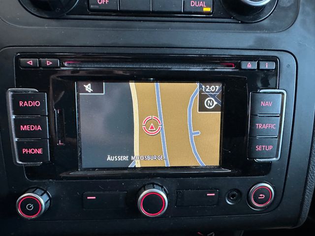 MYAUTOCENTER – Gebraucht- und Jahreswagen mit Werkstattservice in Pfaffenhofen Volkswagen Touran Comfortline *7-Sitzer*Freisprech*Klima*