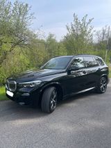 BMW X5 xDrive30d - M Paket, Headup,Panorama,Keyless - BMW X5 in Köln