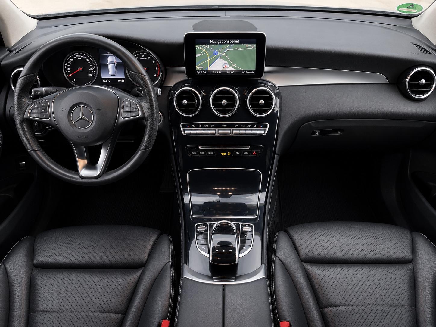 Mercedes-Benz GLC 300  4Matic 9G-TRONIC "Exclusive"