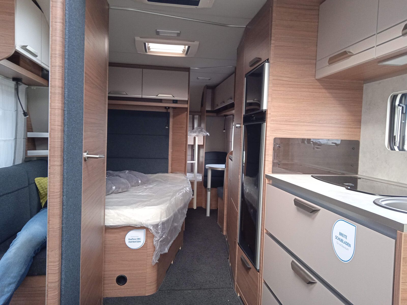 Fahrzeugabbildung Knaus Sport 650 UFK 10998,- EUR Sondernachlass