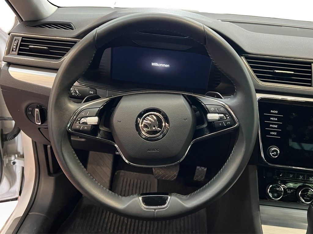 Skoda Superb - Bild 13